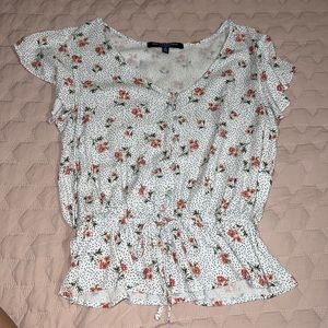 🌹CUTE SUMMER FLORAL TOP🌹